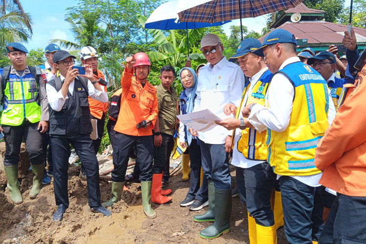 Kunjungi Situkung Banjarnegara, Menteri PU: Membahayakan, Embung Harus Dikeringkan