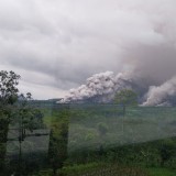 Kronologi Aktivitas Vulkanik Sebelum dan Pasca Erupsi Gunung Semeru 19 November 2025