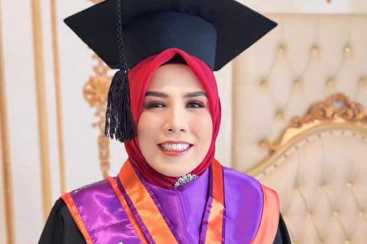 Pimpinan RSUD Rasidin Padang Kini Bergelar MKM, Siap Perkuat Layanan Kesehatan Berbasis Bukti