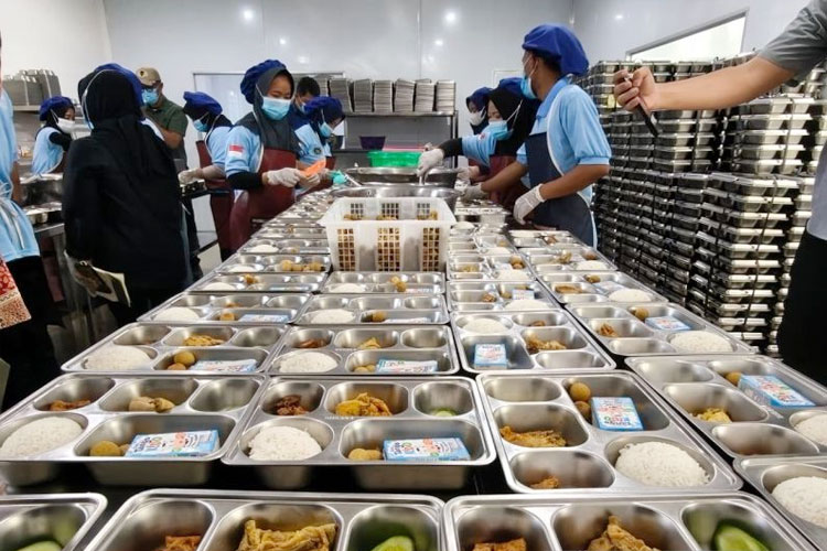 Redam Inflasi, Prabowo Minta Telur Ayam MBG Diganti Telur Puyuh