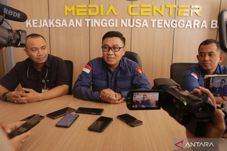 Kasus Gratifikasi DPRD NTB Merambah Ketua Komisi, Hamdan Kasim Dipanggil Ulang Kejaksaan