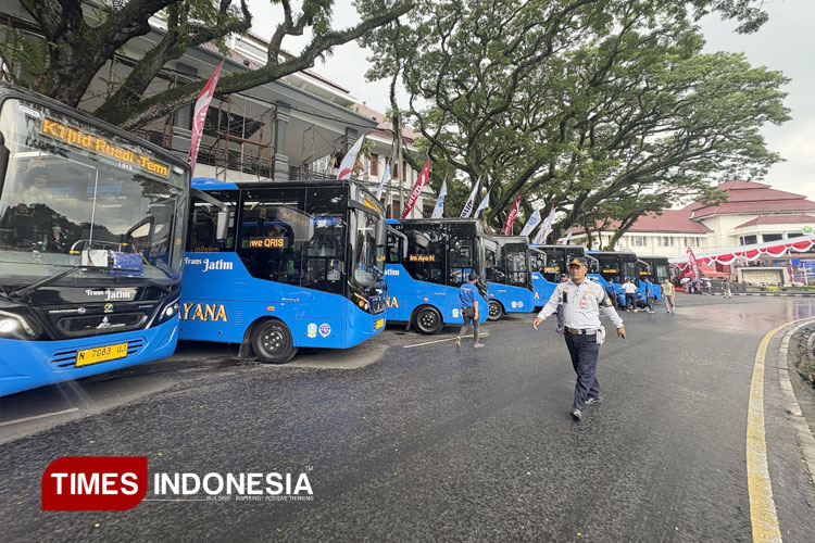 bus-Trans-Jatim-koridor-Malang-Raya.jpg