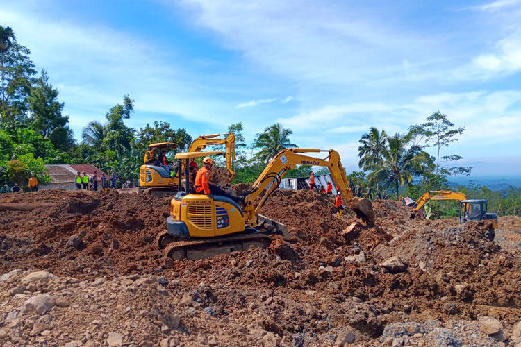 Korban Tewas Tanah Longsor Banjarnegara Jadi 5 Orang, Tim SAR Temukan 2 Jenazah Hari Ini