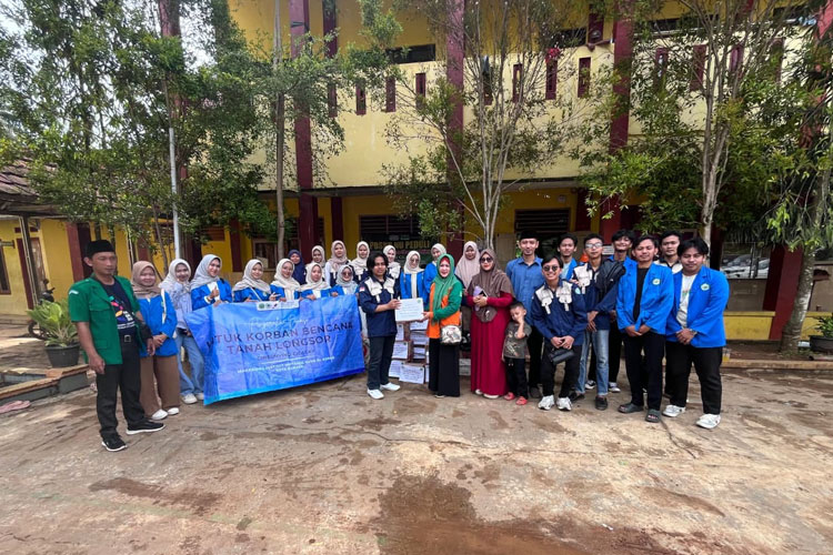 BEM Institut Miftahul Huda Al Azhar Kota Banjar Bantu Korban Bencana Tanah Longsor di Cibeunying Cilacap