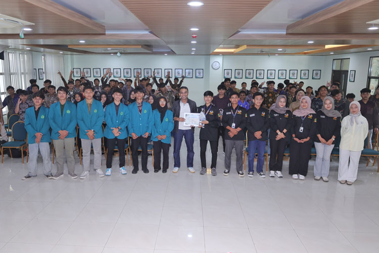 DPM FKIP Unwahas Semarang Gelar Dialog Parlemen Muda, Kaderisasi Demokrasi di Lingkungan Kampus