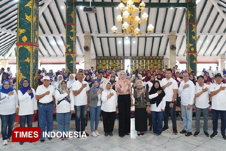 Dihadiri Arzeti Bilbina, Puncak HKN di Pendopo Agung Malang Diwarnai Banyak Penghargaan