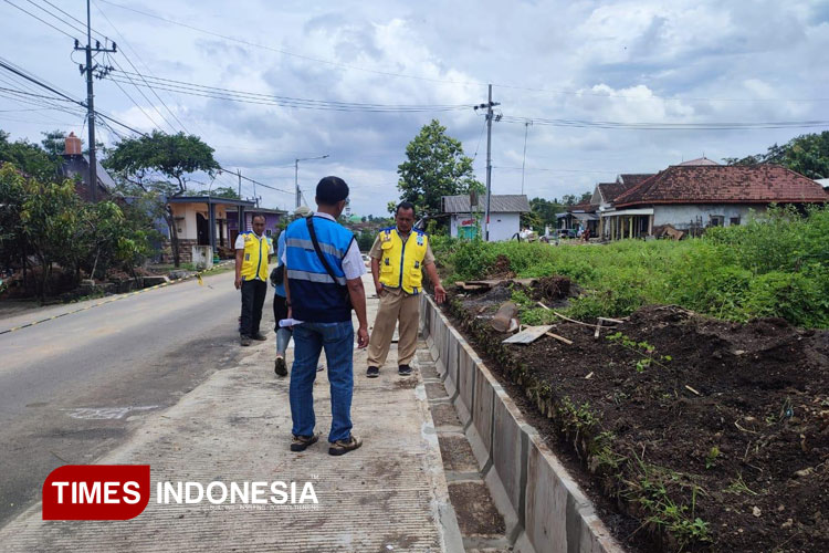 Atasi Banjir, DPUBM Kabupaten Malang  Bangun Duiker dan Drainase di Pagak