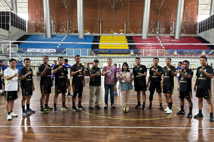 Kontingen Voli Putra Cabdindik Wilayah Pacitan Sabet Juara I Gempita Awards Jatim