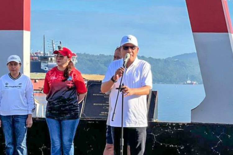 Teluk Ambon Dibersihkan Kapal Canggih, Pemkot Gandeng Crimsi