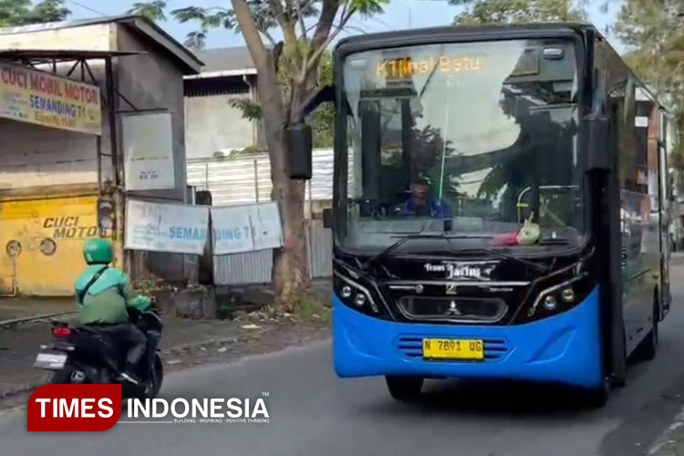 Bus TransJatim Koridor I Malang Raya Mulai Beroperasi, Begini Tanggapan Warga