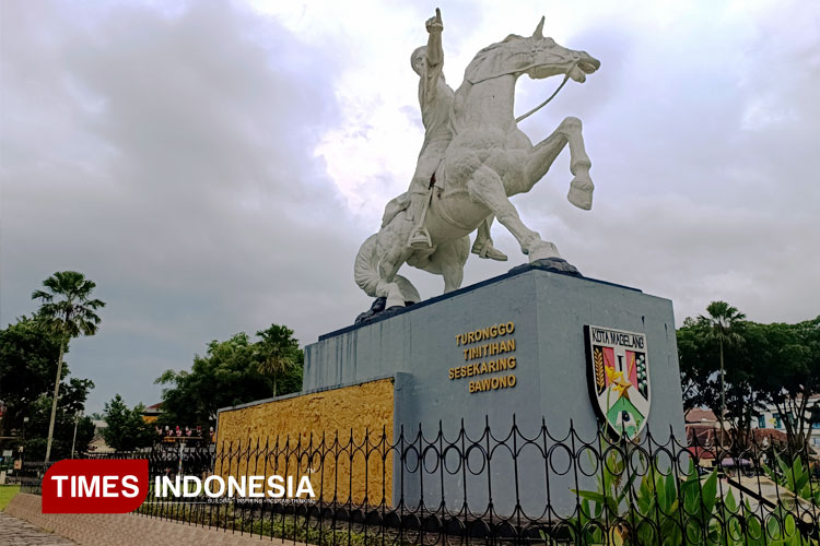 Selain-relief-cerita-Perang-Diponegoro.jpg
