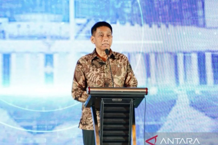 Wamendagri Ungkap Fakta: Emas Jadi Penyumbang Inflasi Terbesar di Oktober 2025