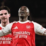 Eberechi Eze Hat-trick, Arsenal Unggul 6 Poin di Puncak Klasemen