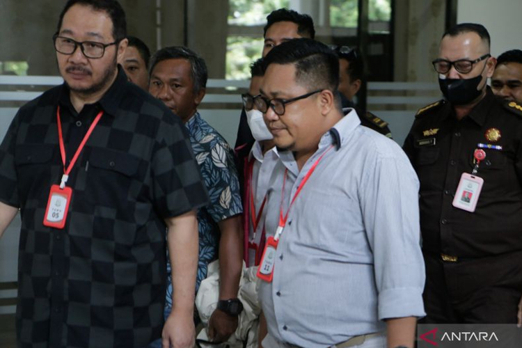 Diduga Beri Uang ke Anggota Dewan, Ketua Komisi IV DPRD NTB Jadi Tersangka Ketiga Kasus Gratifikasi