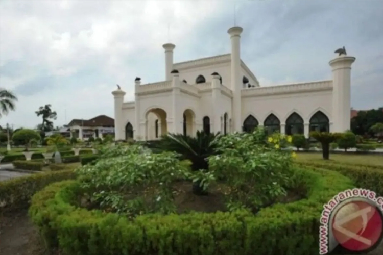 Kemenbud RI: Istana Siak Asserayah Al-Hasyimiah Resmi Jadi Museum