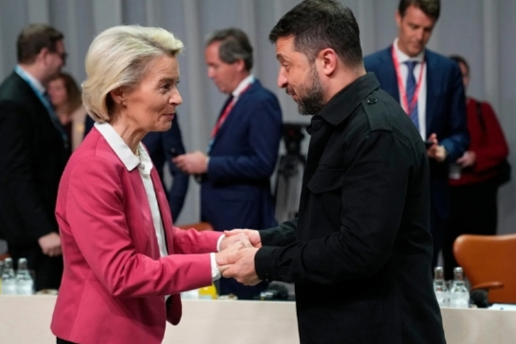 Ditekan AS, Ukraina Malah Dibela Uni Eropa