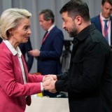 Ditekan AS, Ukraina Malah Dibela Uni Eropa