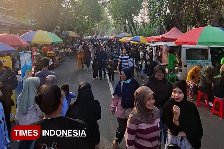 Ketahuan Lakukan Pungli UMKM, Ketua CFD Gresik Dicopot