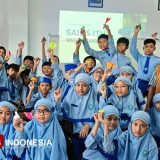 Hari Guru Nasional, Anggota DPRD Kota Kediri Ini Jadi Guru Sehari