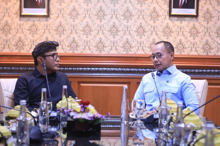 Eddy Soeparno Apresiasi Upaya Denpasar Tangani Sampah Demi Pariwisata yang Berkelanjutan