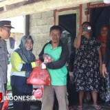 PT BSI Salurkan Bantuan Sembako untuk Korban Banjir Pesanggaran