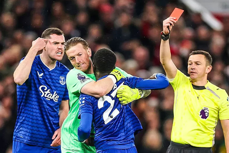 Pemain Everton Saling Bentrok: Moyes Santai, Amorim Ingin Pemain MU Tunjukkan Spirit yang Sama