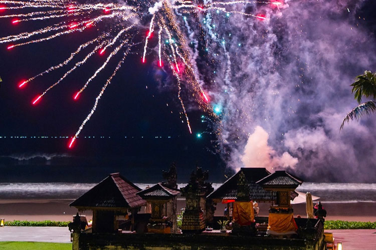 Alila Seminyak: Destinasi Tepi Laut Terbaik untuk Merayakan Natal dan Tahun Baru di Bali