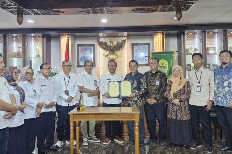 Pemkab Bantul dan KPU Teken MoU dengan 11 OPD untuk Penguatan Demokrasi