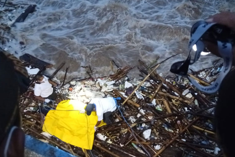 Mayat Perempuan Tanpa Busana Ditemukan di Pusaran Bendungan Blokagung Banyuwangi