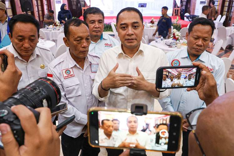 Wali Kota Surabaya Eri Cahyadi: UMK 2026 Sepenuhnya Ikut Regulasi Pemerintah Pusat