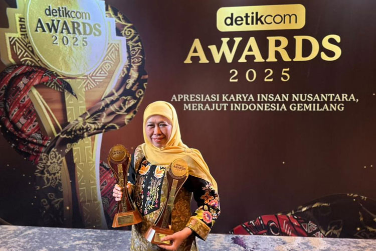 Khofifah Raih Dua Penghargaan Nasional, Jatim Teguhkan Posisi Motor Ekonomi Indonesia