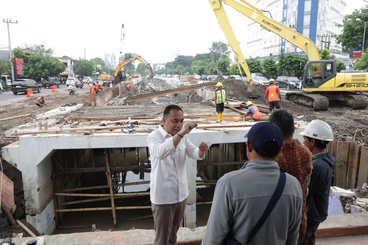 Sidak Proyek Rumah Pompa Prapen, Wali Kota Surabaya Temukan Jumlah Pekerja Tak Sesuai Kontrak