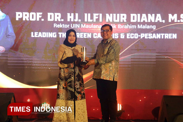 Raih Penghargaan ATI 2025, Prof Ilfi: Krisis Lingkungan Bisa Ditanggulangi dengan Kerja Kolektif