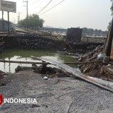 Ekonomi Warga Terpuruk Akibat Jembatan Gisik Kidul Masih Proses Pembangunan