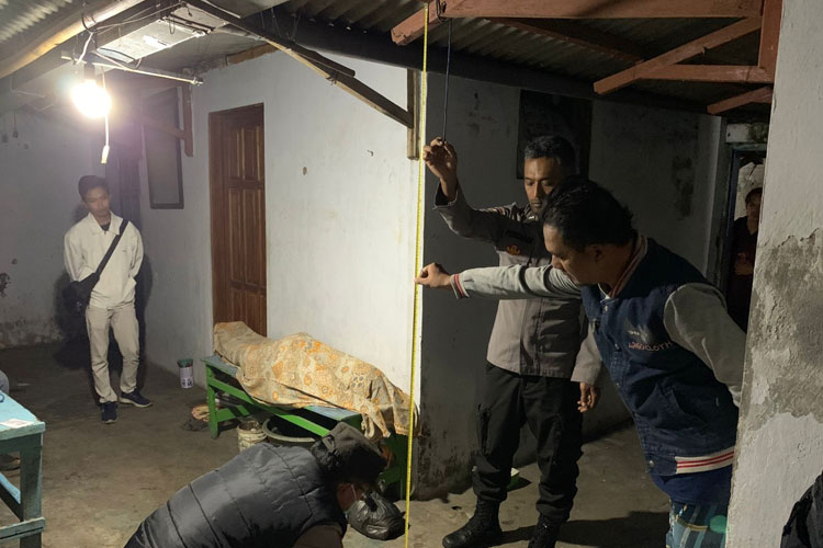 Lansia Sakit-sakitan Ditemukan Tewas di Rumahnya di Sumberpucung Kabupaten Malang