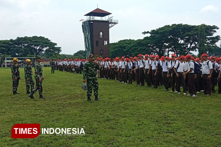 SMK PGRI 3 Kota Malang Menggelar BINTALSIK PKL di Arhanud Karangploso Kabupaten Malang