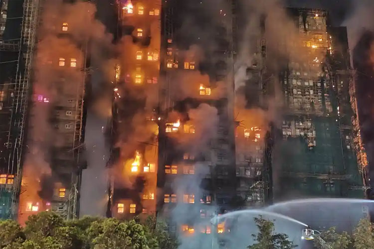 Dua WNI Masuk di Antara 94 Korban Tewas Terbakarnya Apartemen di Hong Kong