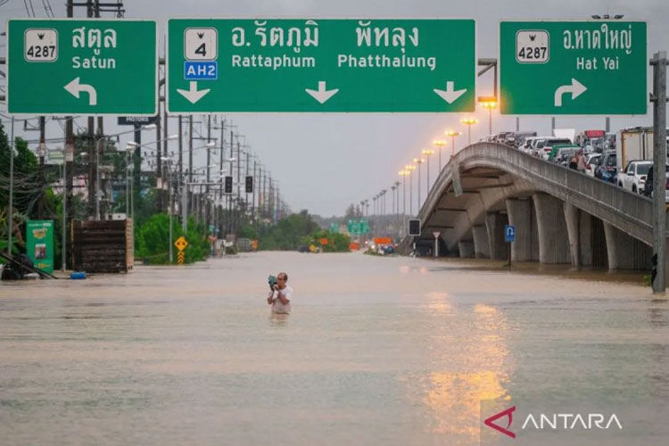 Korban Meninggal Banjir Thailand Selatan Capai 162 Jiwa, Terburuk dalam 25 Tahun