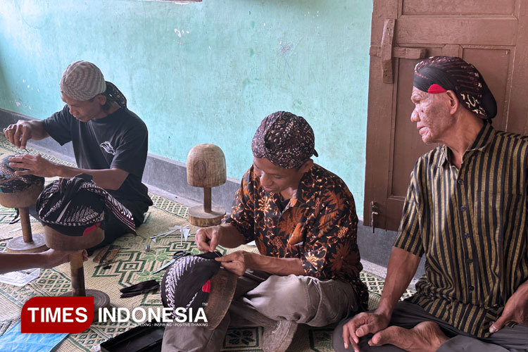 Beji Sentra Blangkon Nusantara: Warisan Budaya Sleman yang Terus Bertahan