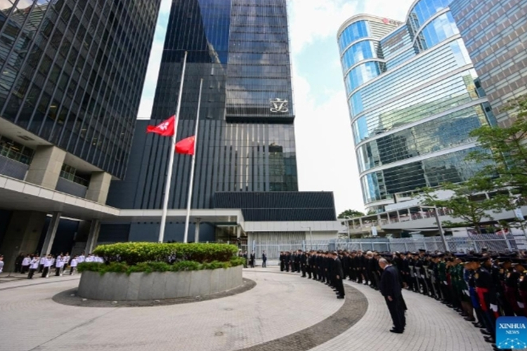 Dipastikan Tujuh WNI Diantara 128 Korban Tewas Terbakarnya Gedung Apartemen di Hong Kong