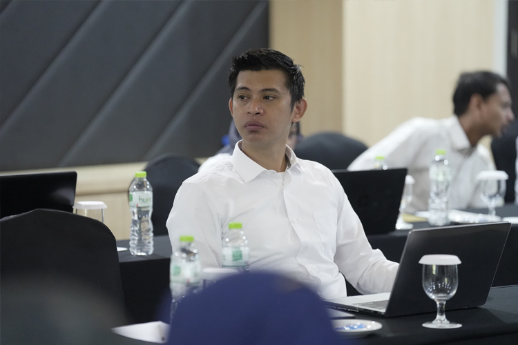 FORES Nilai Langkah Menag Sudah Tepat Mengayomi Semua Agama