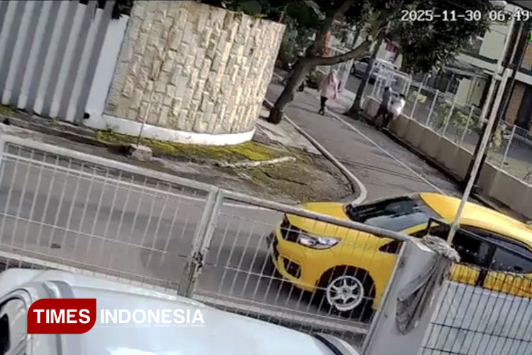 Terekam CCTV, Emak-emak di Kota Malang Jadi Korban Jambret Bersenjata Tajam