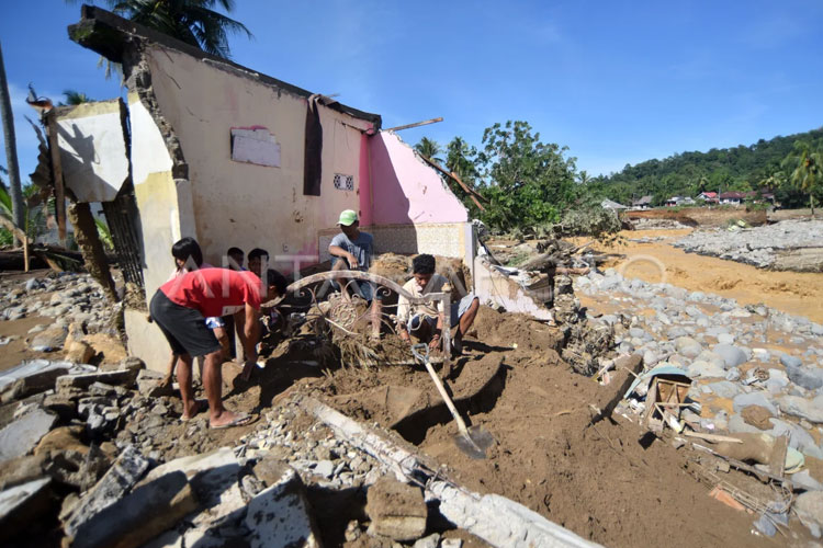 Kerugian Banjir Padang Tembus Rp202,8 Miliar, Empat Jembatan Putus