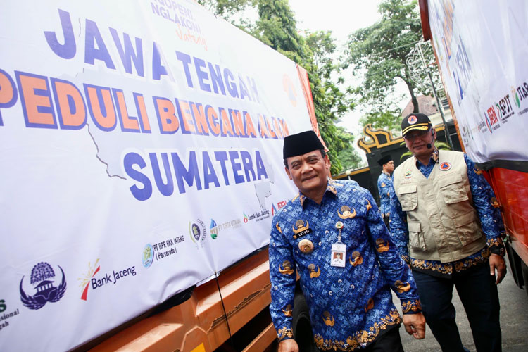 Gubernur Jateng Ahmad Luthfi Berangkatkan Bantuan Rp 1,3 Miliar untuk Korban Bencana di Sumatra