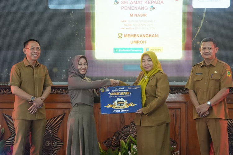 Warga Kota Mojokerto Taat Pajak Dapat Hadiah Umroh