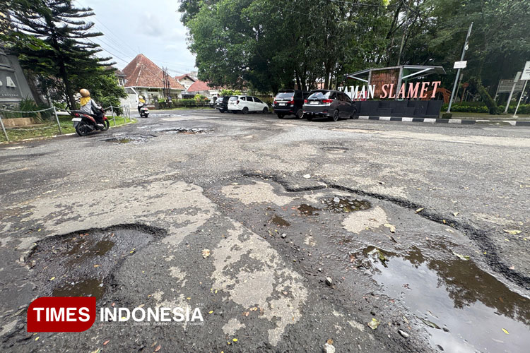 Perbaikan Jalan Taman Slamet Kota Malang Tertunda, Ini Penyebabnya