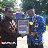 Bupati Majalengka Eman Suherman Raih Anugerah TIMES Indonesia 2025