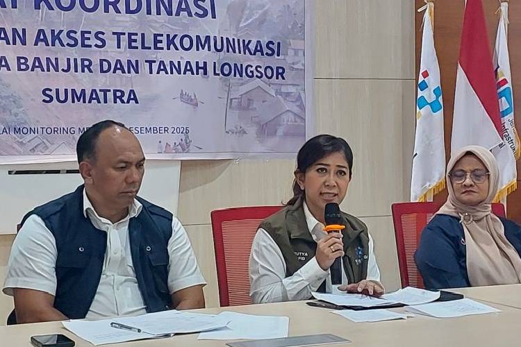Menkomdigi Kebut Pemulihan Koneksi di Sumatra, Target Beres dalam 4 Hari