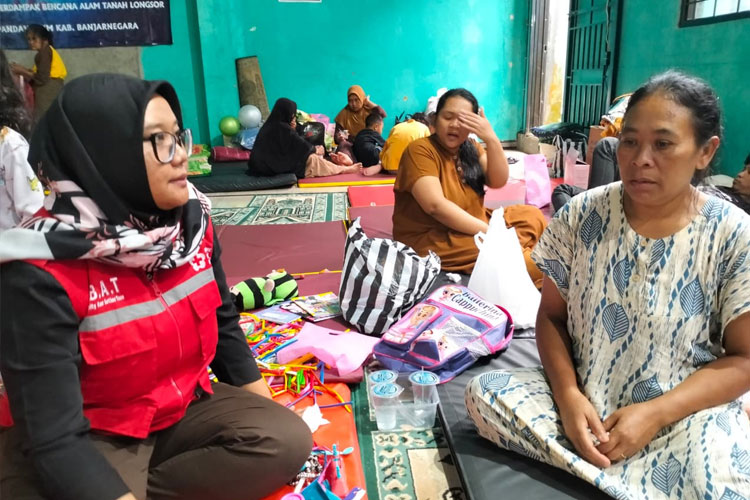 Masa Transisi Darurat, PMI Banjarnegara Masih Dampingi Korban Longsor Situkung