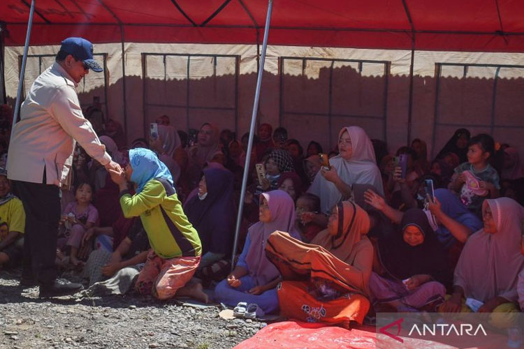 Bencana Sumatera, Prabowo Janji Perbaiki Jembatan Rusak di Aceh